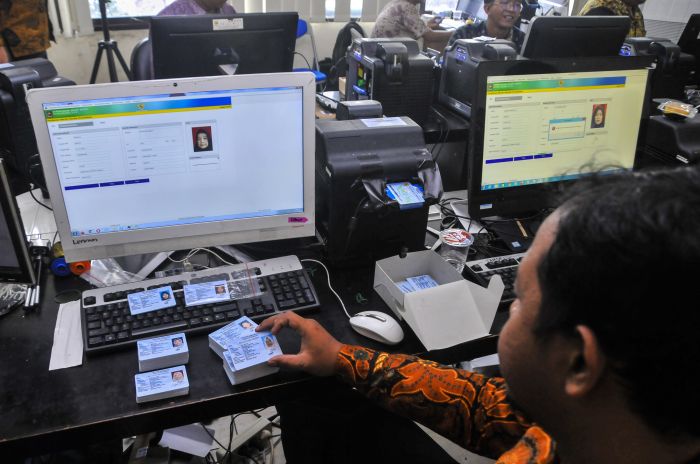 Proses perekaman data kependudukan  