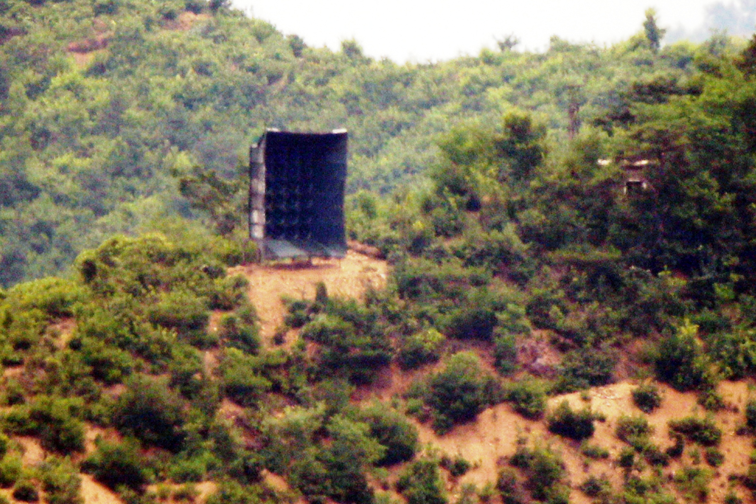 Pengeras suara kembali dipasang pihak Korea Utara.