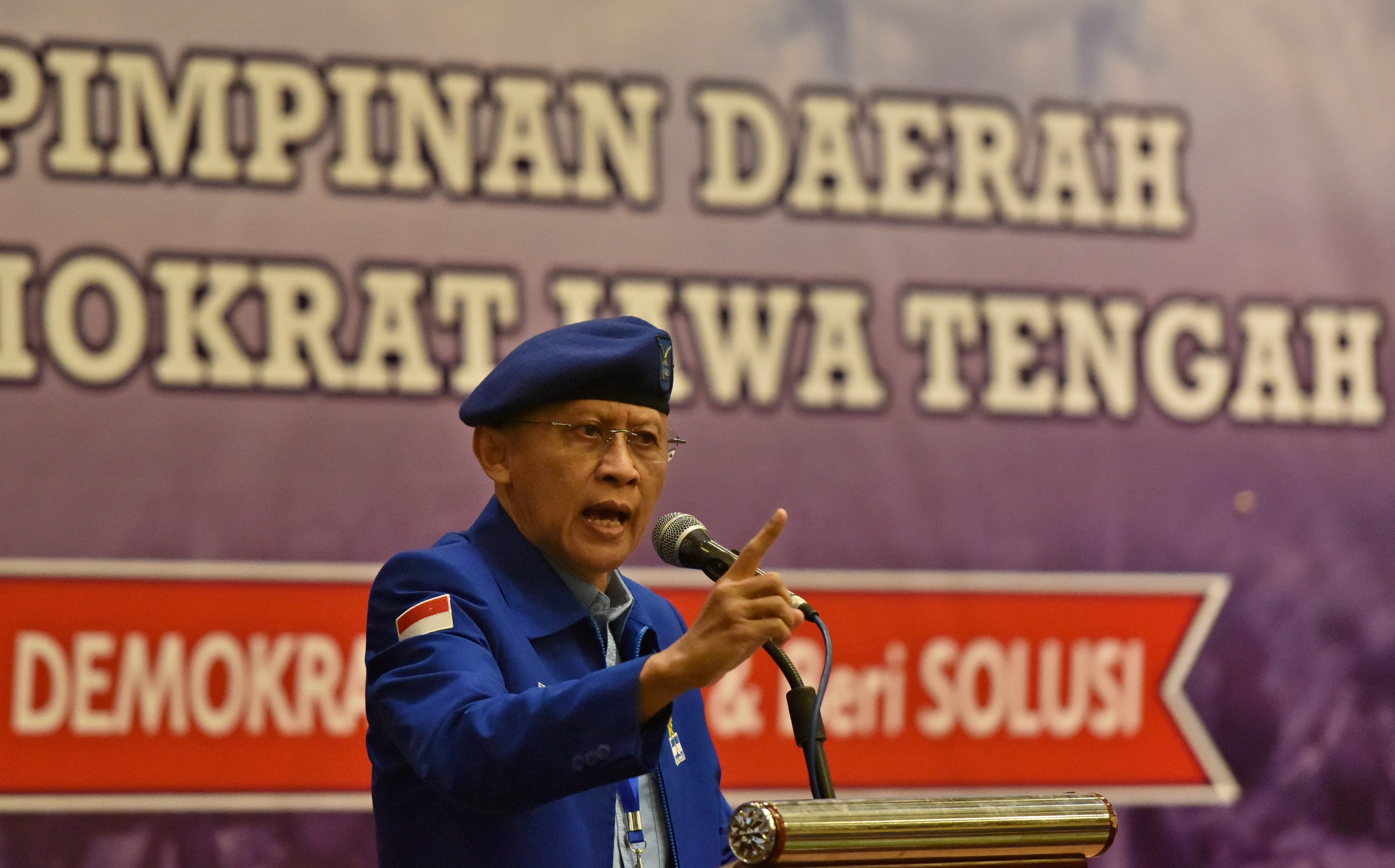 Jenazah Pramono Edhie Tiba di Puri Cikeas, Kerabat Berdatangan