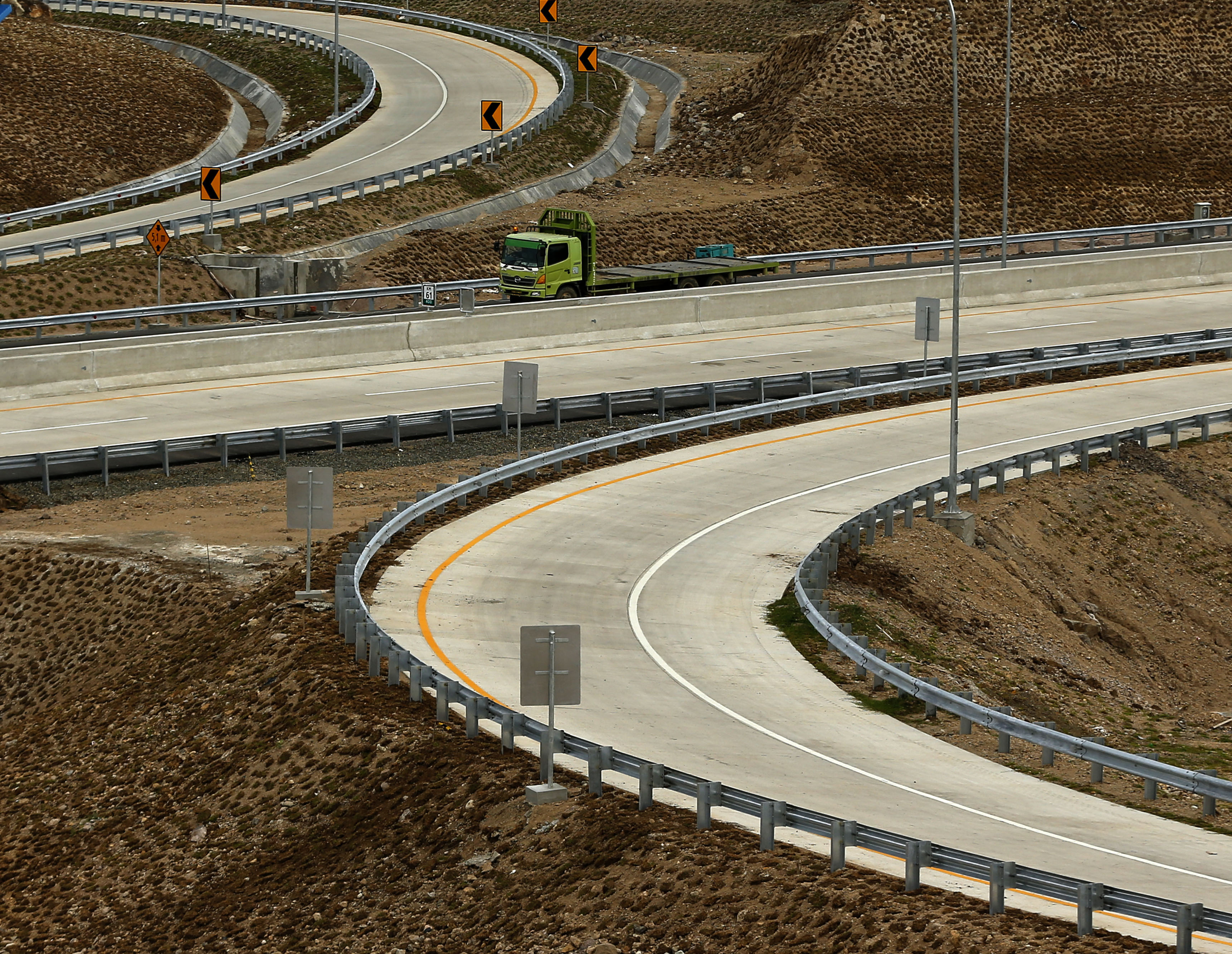 Ilustrasi Pembangunan Jalan Tol