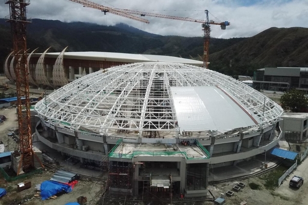 Pembangunan arena olahraga untuk PON 2020 di Provinsi Papua tetap berlangsung.