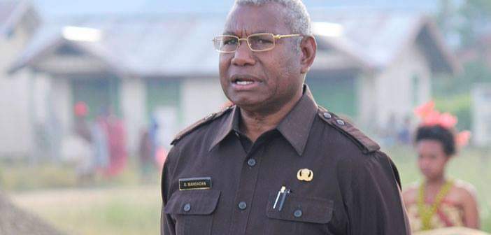 Gubernur Papua Barat Dominggus Mandacan