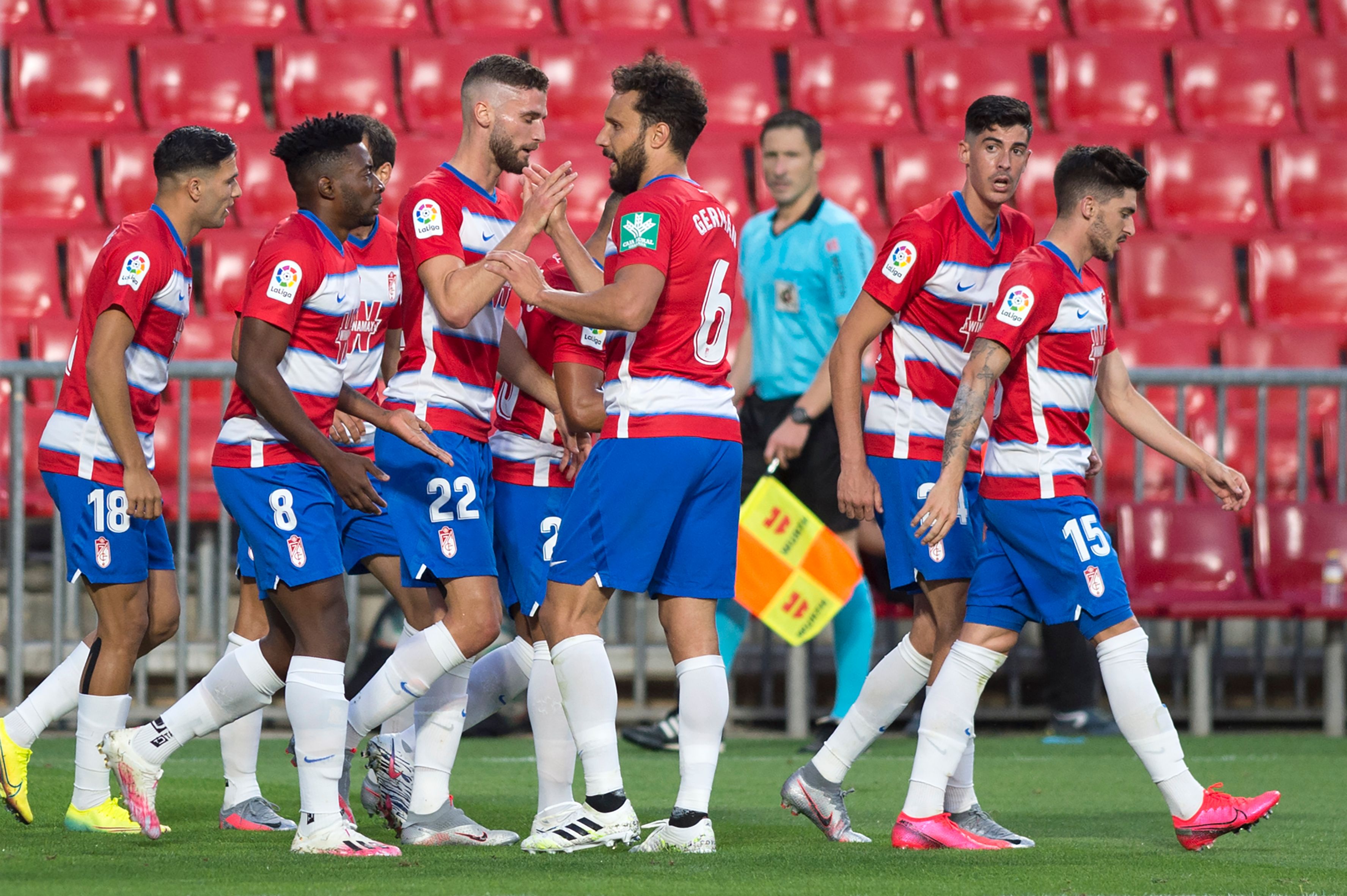 Tim sepak bola Granada bermain imbang melawan Real Betis 2-2 di Stadion Benito Villamarin, Senin waktu setempat (Selasa 16/6 dini hari WIB).