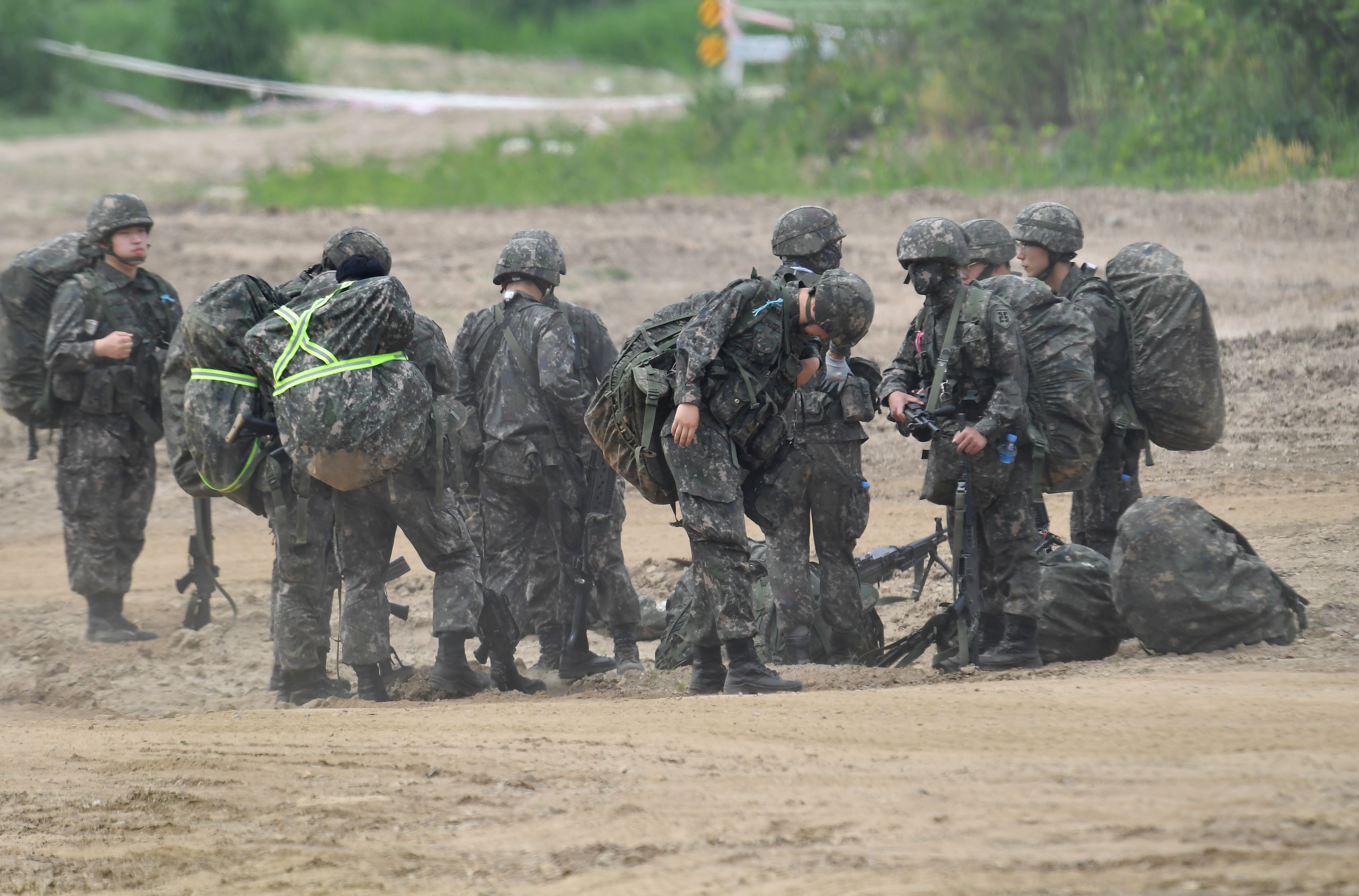 Tentara Korea Selatan diterjunkan untuk pengamanan di Paju, berbatasan dengan Korea Utara, setelah Pyongyang terus menebarkan ancaman.