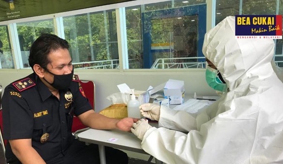 Pastikan kondisi kesehatan pegawai, Kemenkeu Jayapura Gelar rapid test Covid-19.