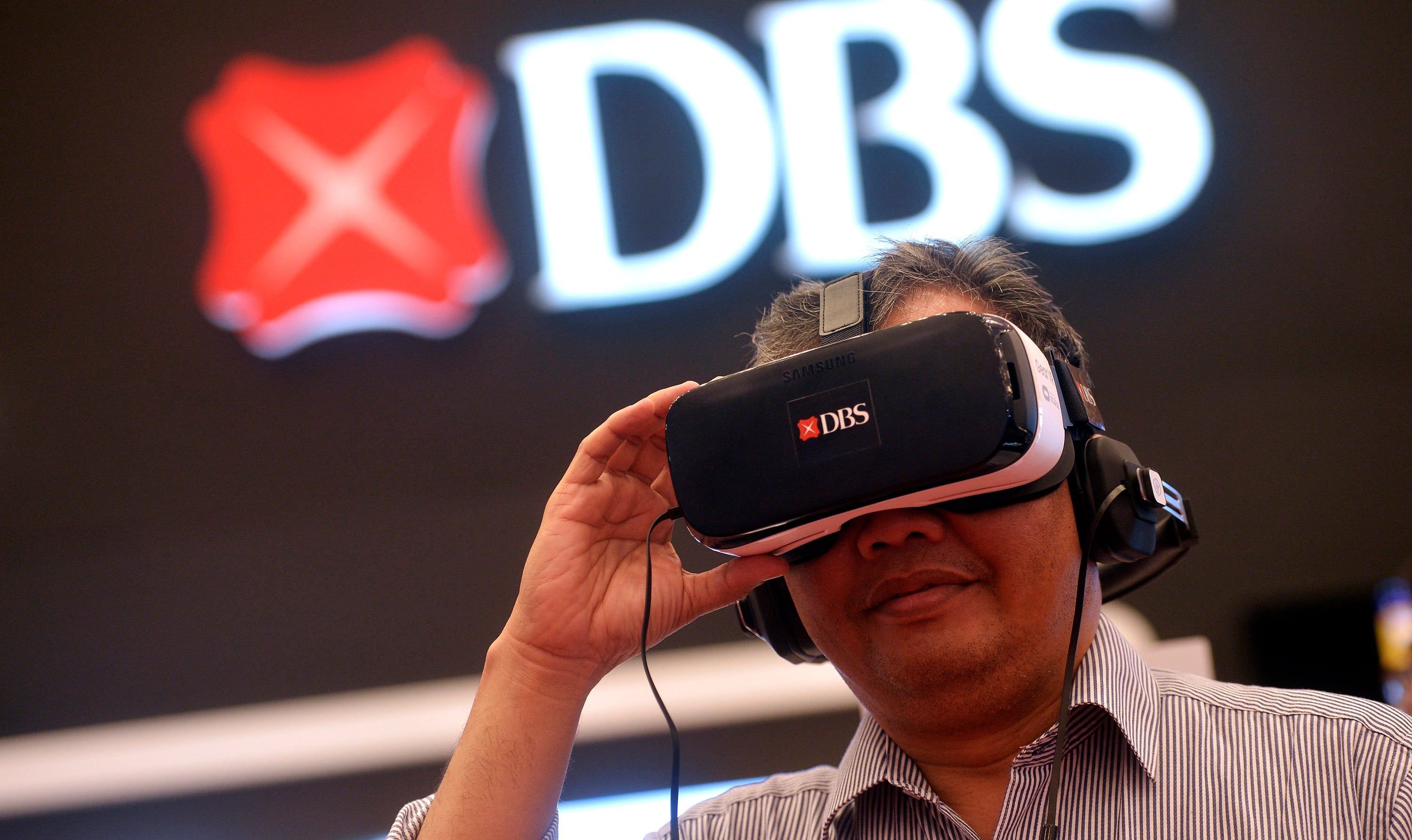 Bank DBS Indonesia mencatat pertumbuhan transaksi digital selama PSBB.