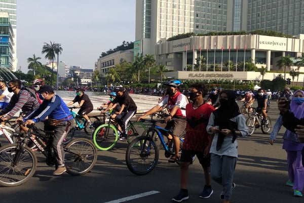 Suasana CFD di Bundaran Hotel Indonesia pada Minggu, 21 Juni 2020.