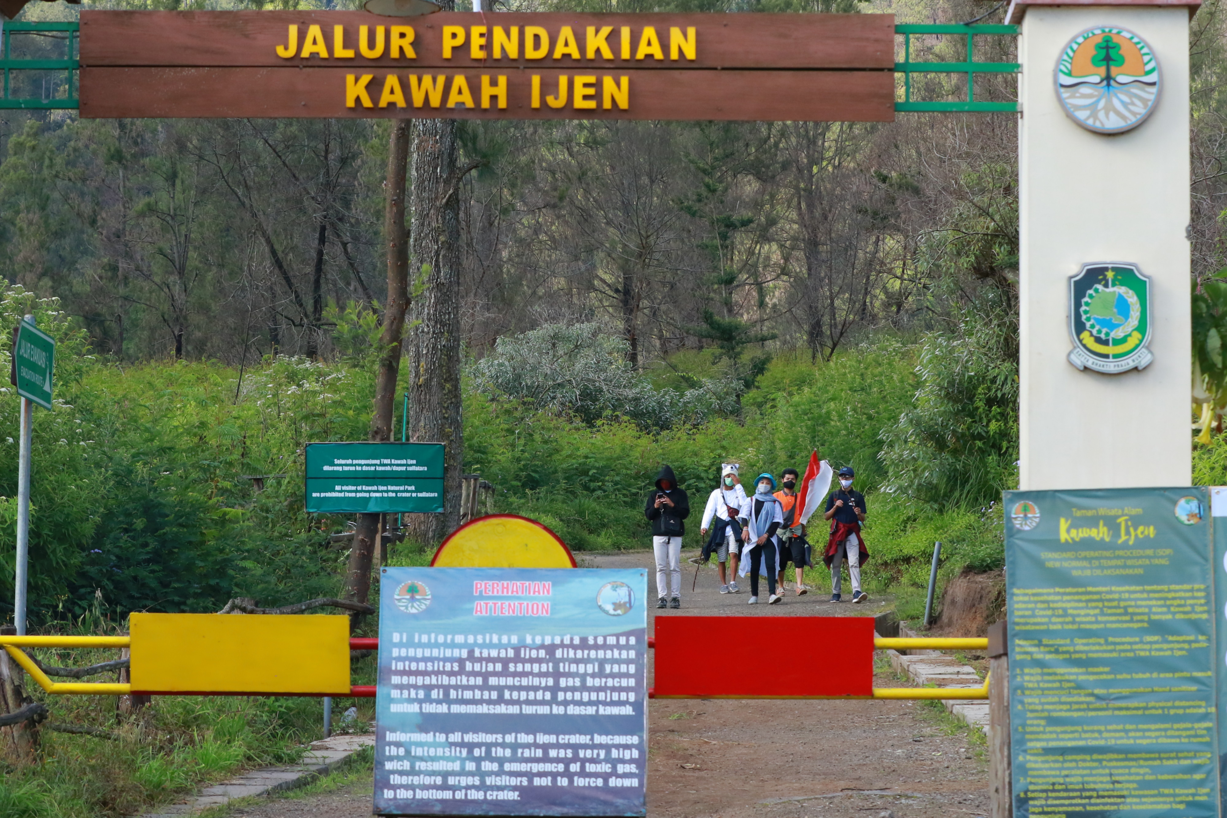 Taman Wisata Alam Ijen dibuka selama 2 hari untuk simulasi pembukaan di masa new normal