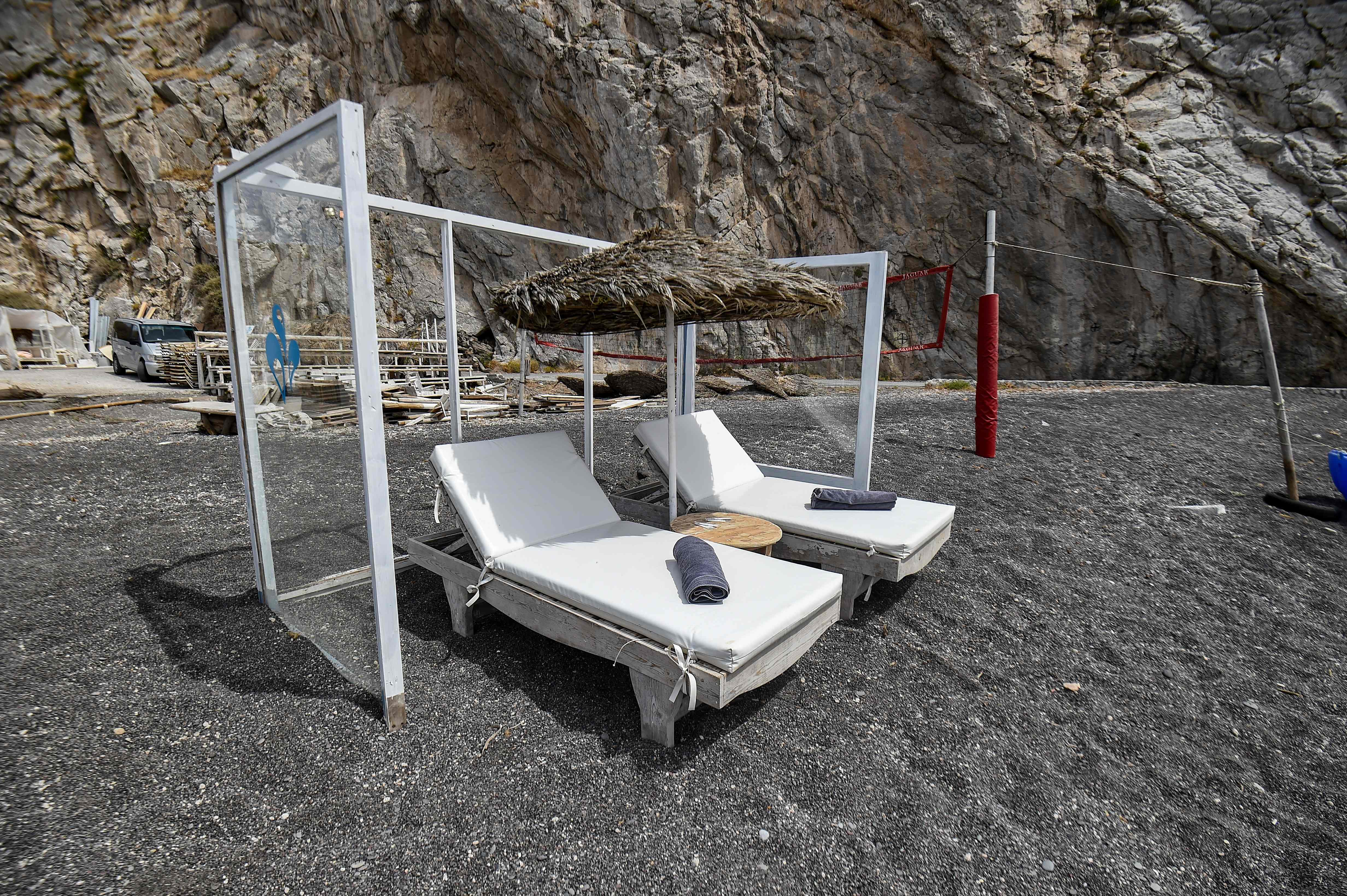 Salah satu pulau tempat berwisata di Yunani