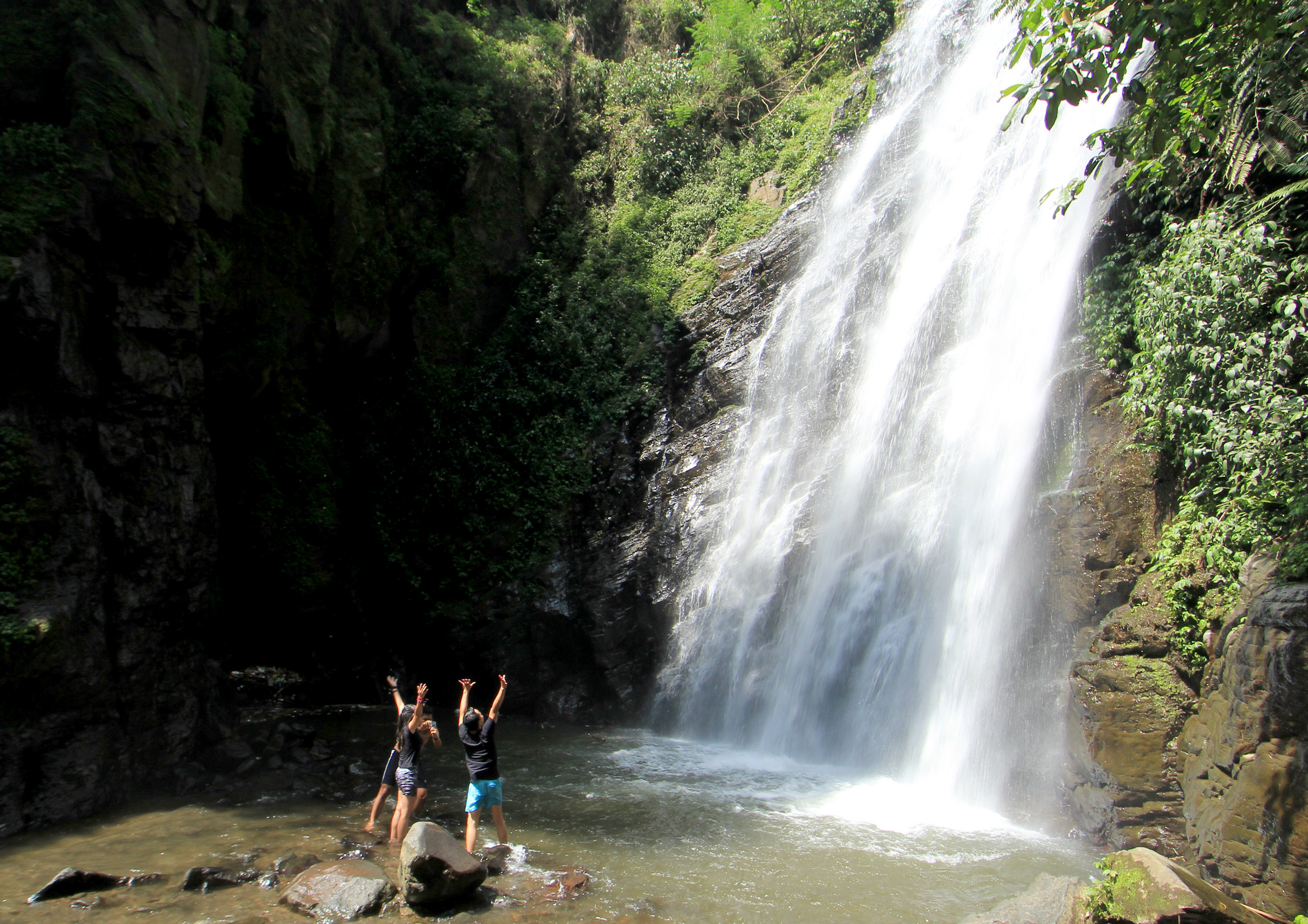Wisata Curug Marahaya, Kabupaten Majalengka.