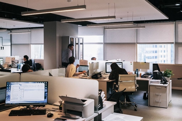 Ilustrasi -- Pekerja Kantoran