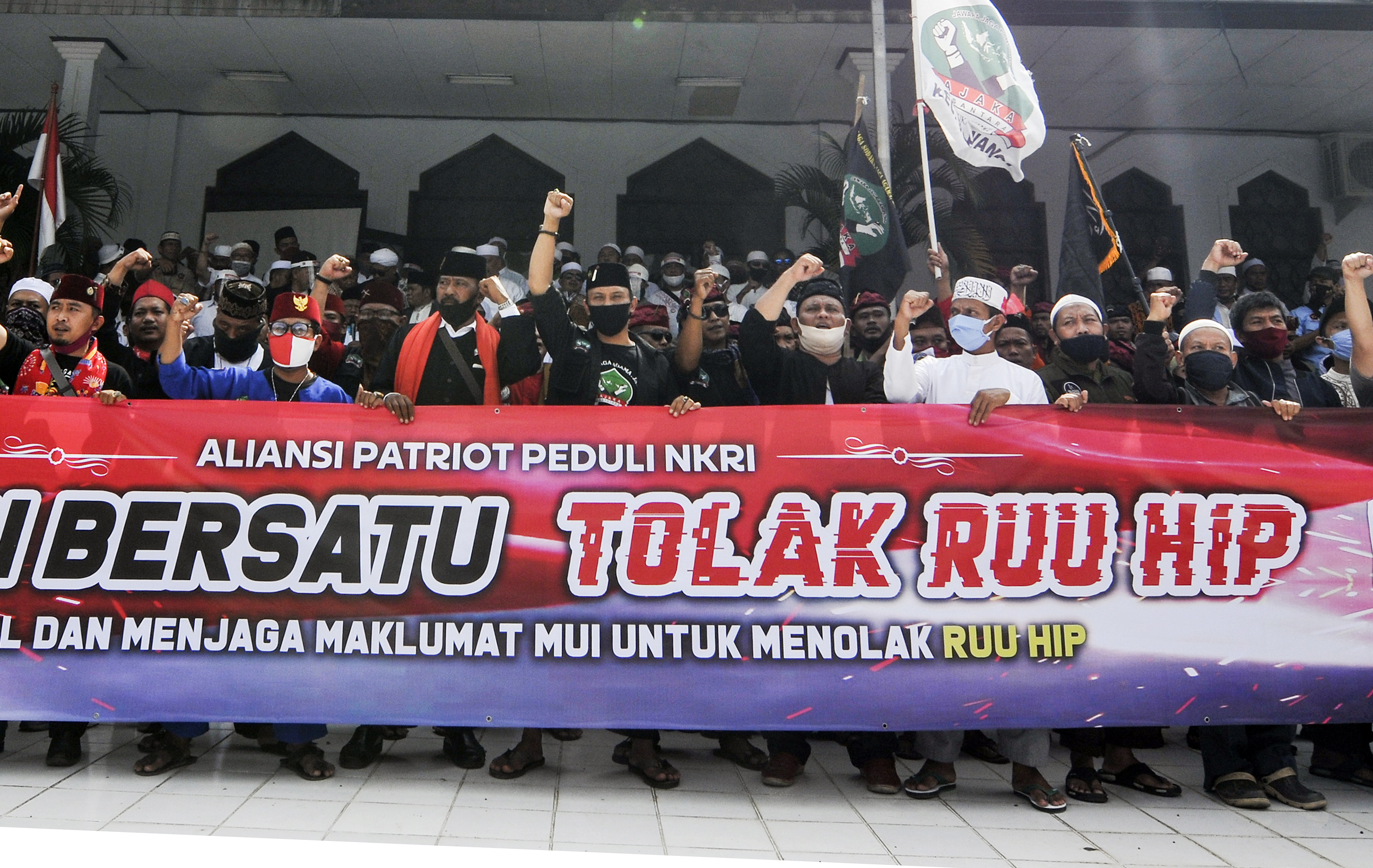 Ilustrasi: Aliansi Patriot Peduli NKRI melakukan deklarasi tolak Rancangan Undang-Undang Haluan Idelogi Pancasila di Bekasi