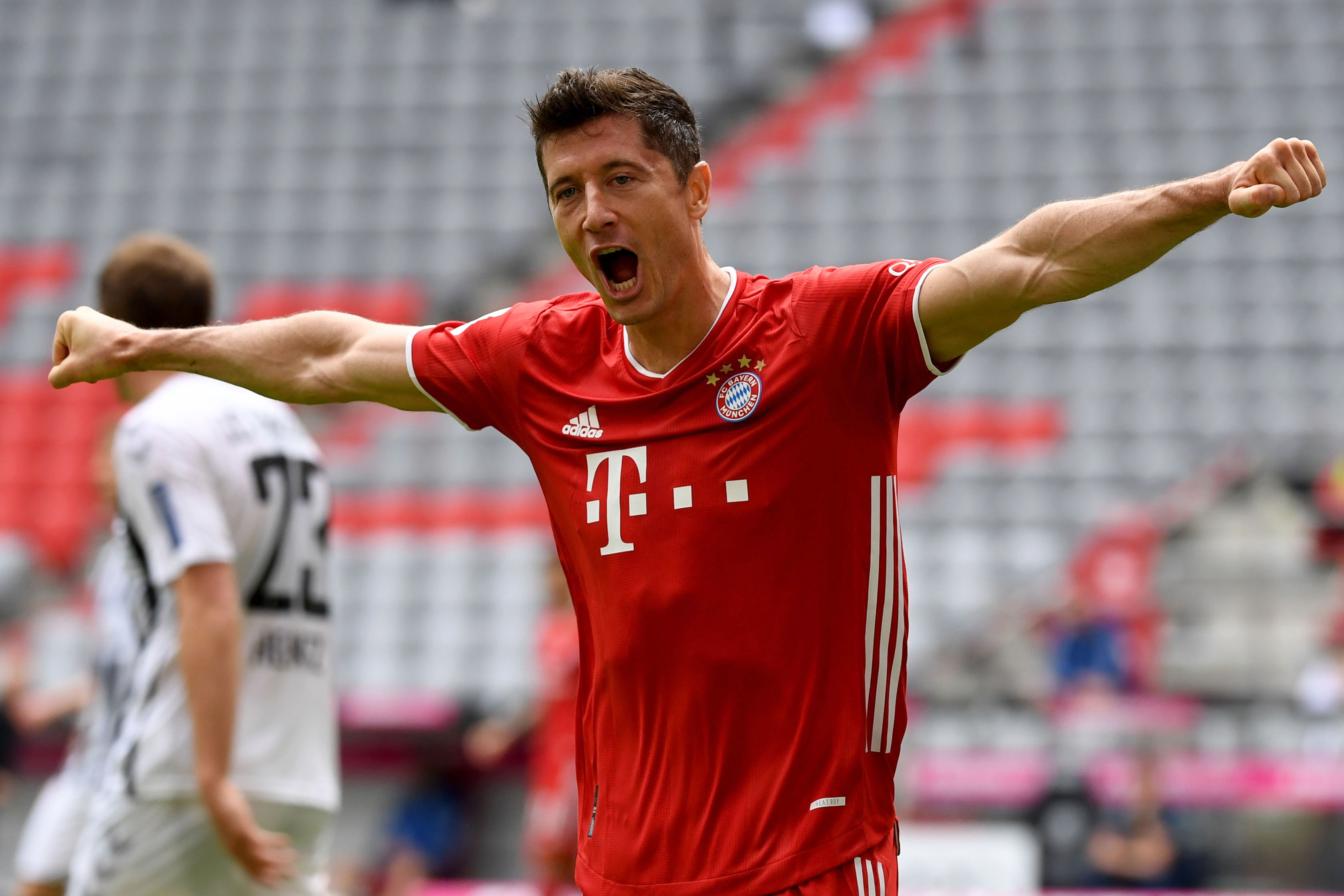  Pemain depan Bayern Munich, Robert Lewandowski