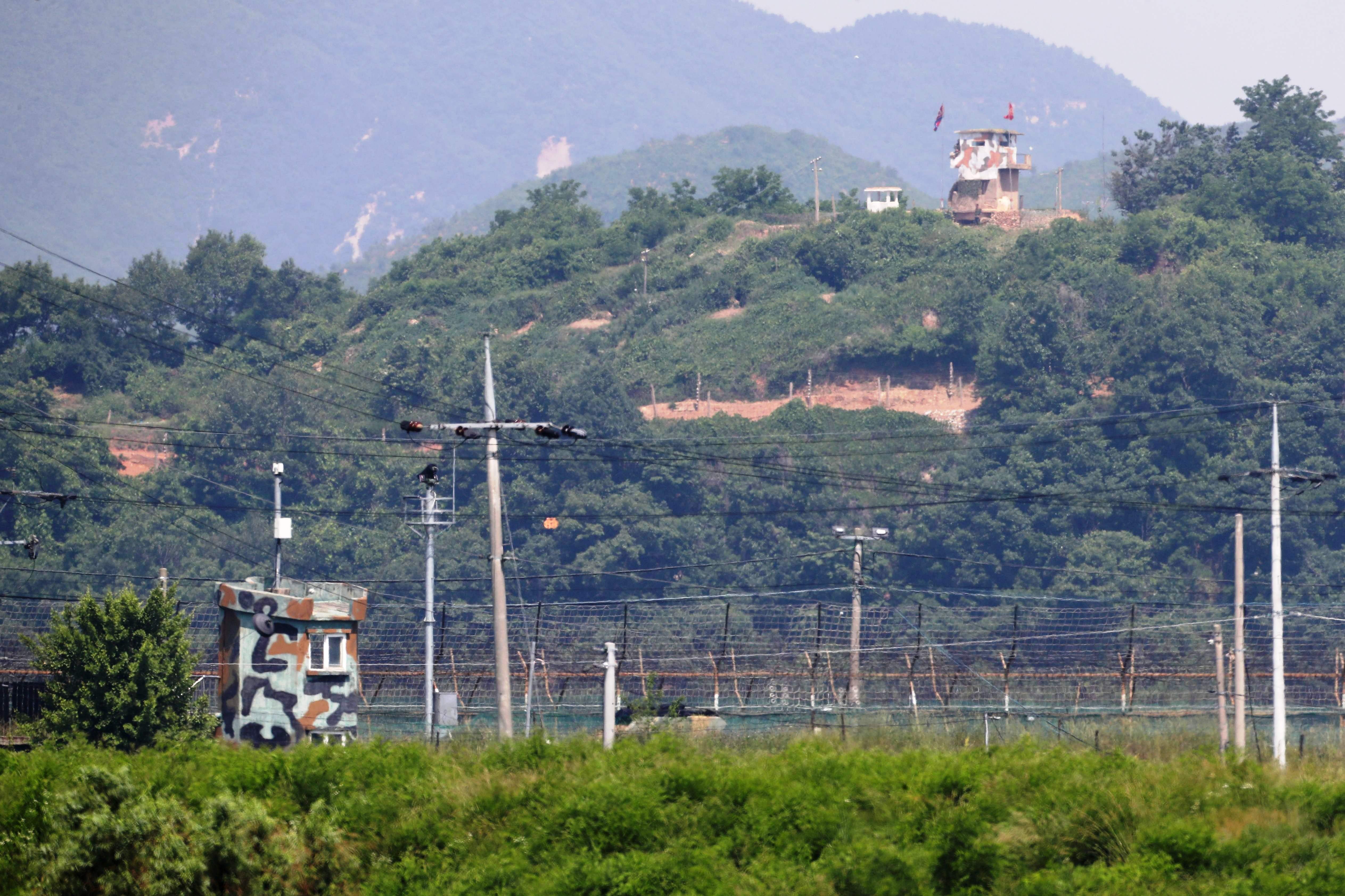 Suasana kawasan DMZ di perbatasan dua Korea.