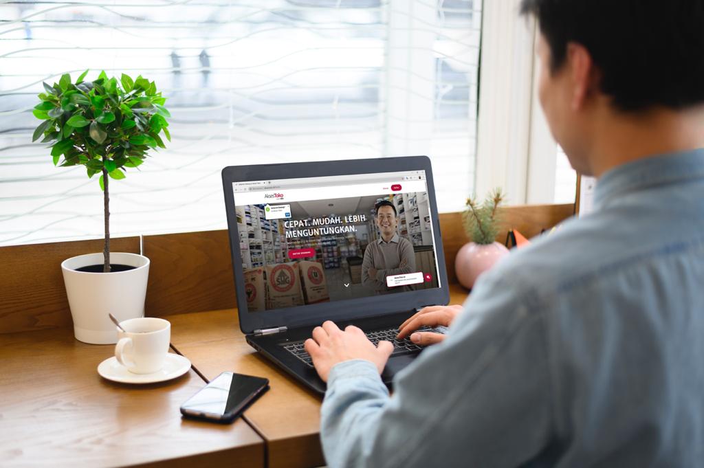 SIG menghadirkan layanan Ready Mix Go To Retail  bagi pelanggan retail individu  yang dapat di akses melalui AksesToko.id