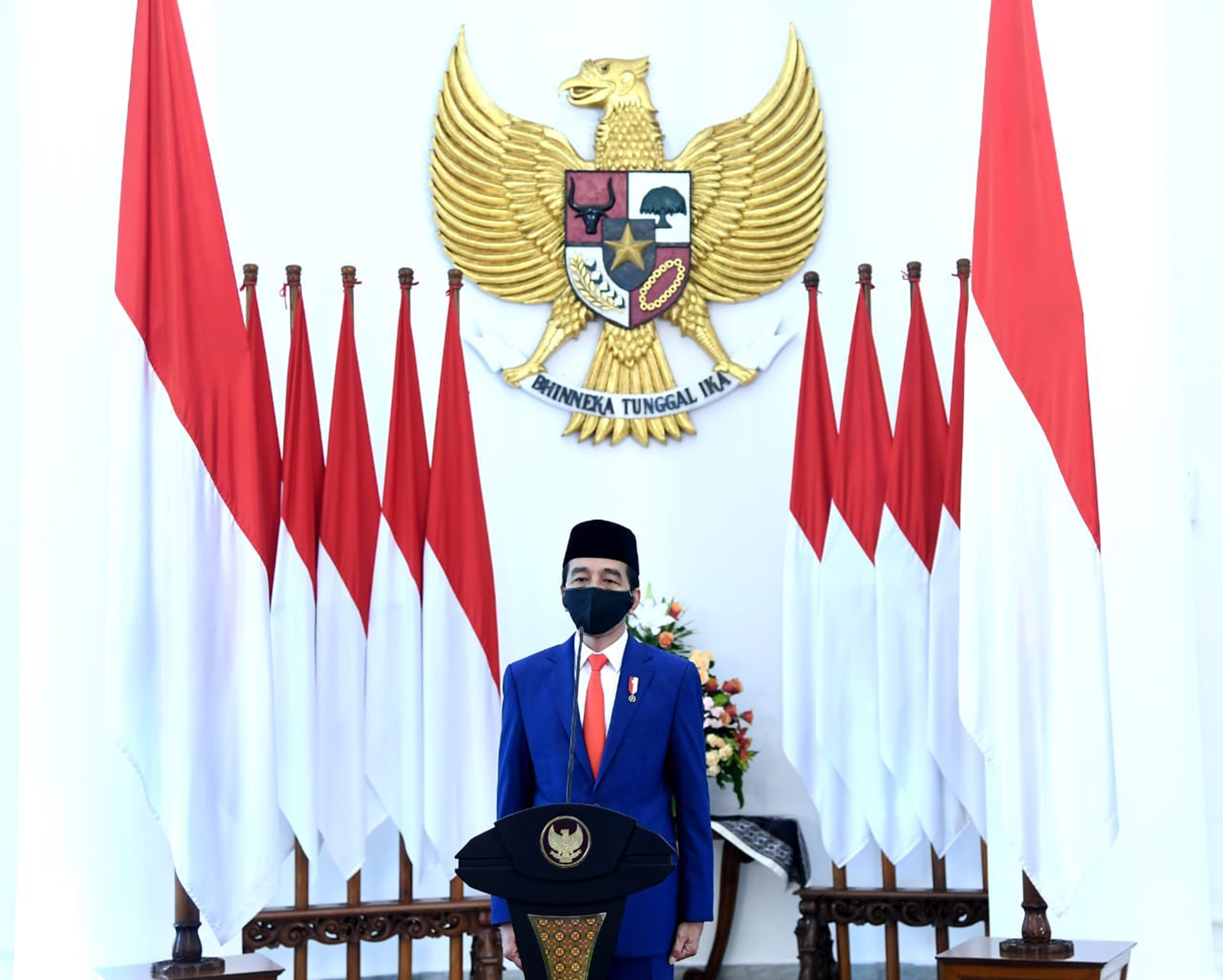  Presiden Joko Widodo memimpin upacara peringatan Hari Lahir Pancasila secara virtual di Istana Bogor