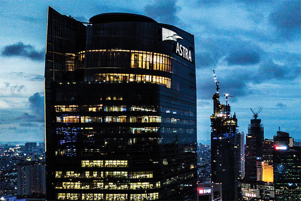 Kantor pusat PT Astra International Tbk di kawasan Sudirman, Jakarta Pusat, Senin (15/6).