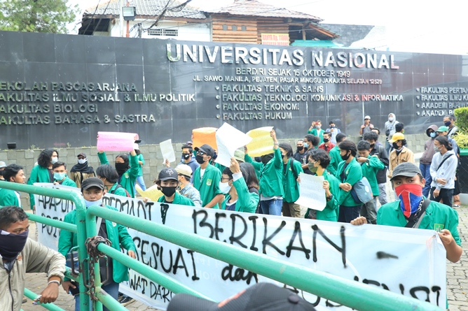 Unjuk rasa mahasiswa Unas berujung anarkis disesalkan, Jumat (19/6/2020)