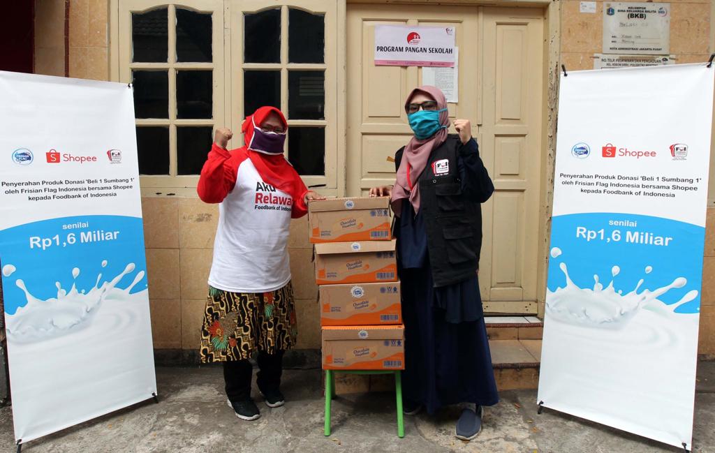 MASYARAKAT dapat mengambil bagian dan berpartisipasi dalam pemenuhan nutrisi terbaik bagi para pejuang covid-19. 