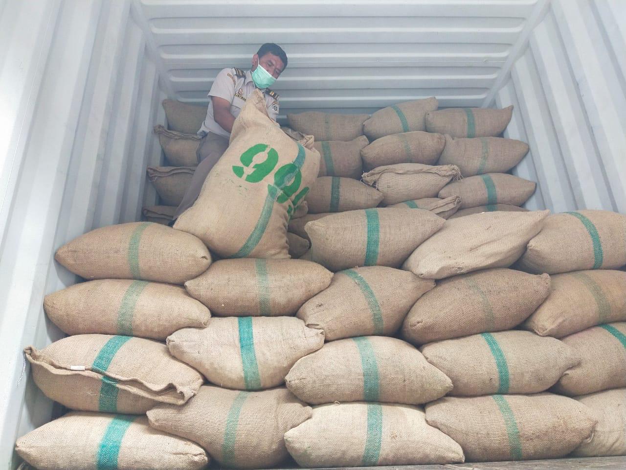 Ekspor pertanian April 2020 sebesar US$ 0,28 miliar atau tumbuh 12,66%.