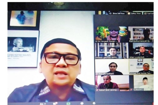 Ketua Komisi II DPR RI, Ahmad Doli Kurnia Tandjung (kiri), berbicara dalam diskusi daring Perspektif Indonesia, di Jakarta, kemarin.