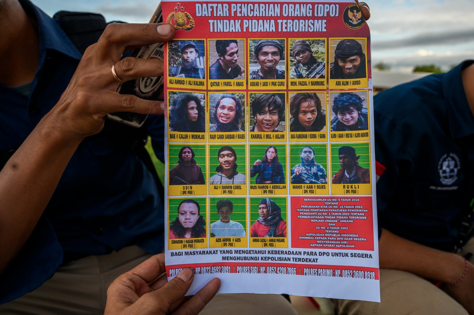 Daftar foto orang yang masuk Daftar Pencarian Orang (DPO) Teroris Poso di Palu, Sulawesi Tengah. Mereka merupakan target Satgas Tinombala.