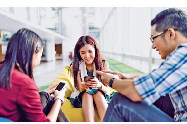 Ilustrasi MEDSOS DALAM MASYARAKAT