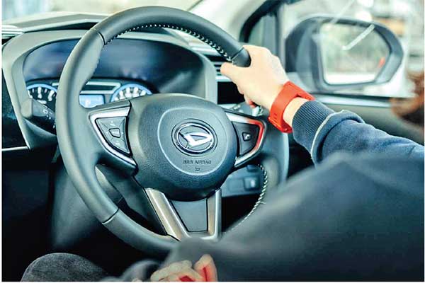 PT Astra Daihatsu Motors (ADM) memberikan tips menjaga kesehatan tubuh dan kendaraan di tengah pandemi covid-19 yang masih berlangsung saat 