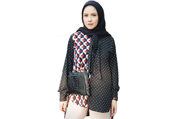 Pesinetron Revalina S Temat