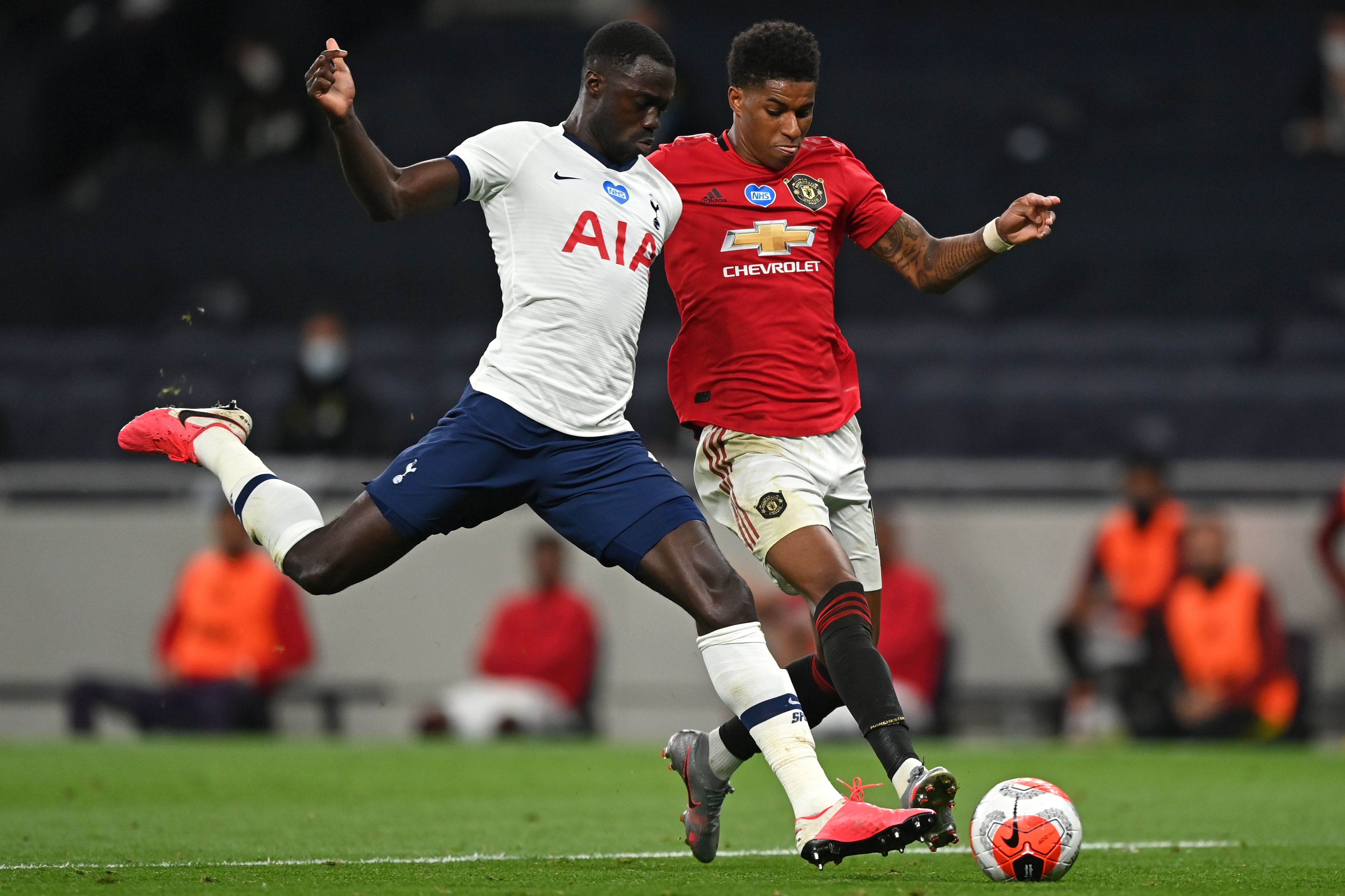 Pertandingan sepak bola Liga Premier Inggris antara Tottenham Hotspur dan Manchester United di Stadion Tottenham Hotspur di London.