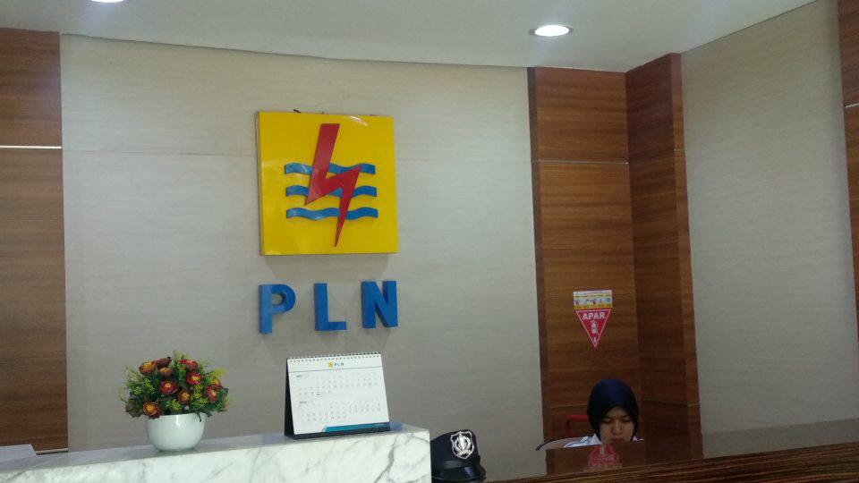 PLN  sedang mengkaji perubahan struktur manajemen di bagian bawahnya.