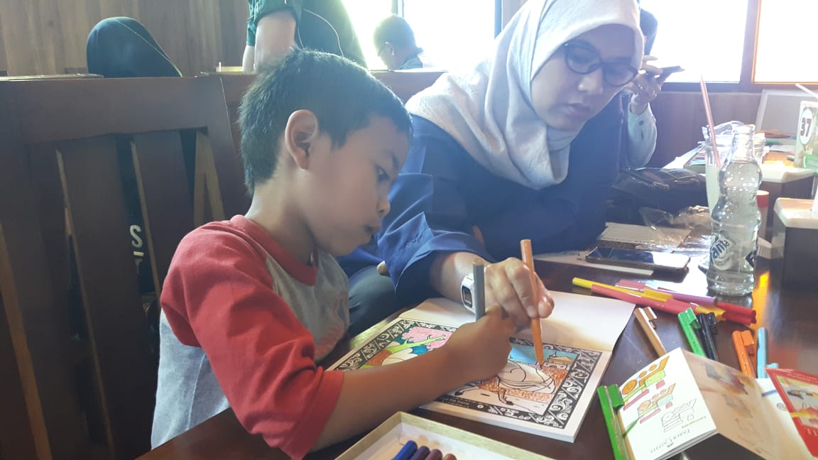 Ilustrasi peralatan sekolah anak