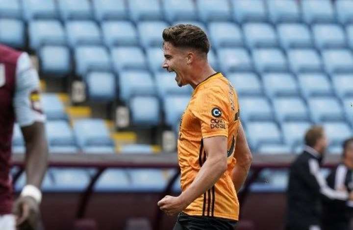Pemain Wolverhampton Leander Dendoncker 