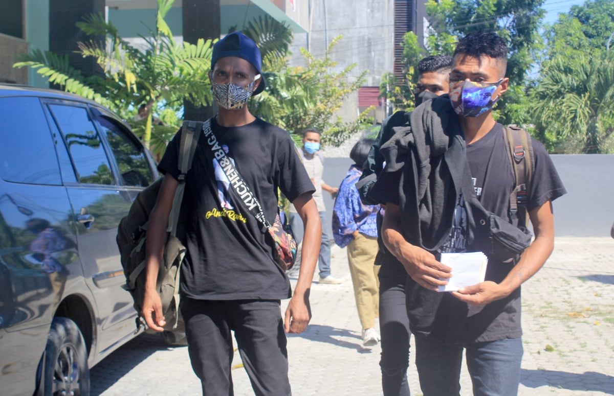 Sebanyak 10 TKI pulang dari Qatar dan Malaysia ke Nusa Tenggara Timur.