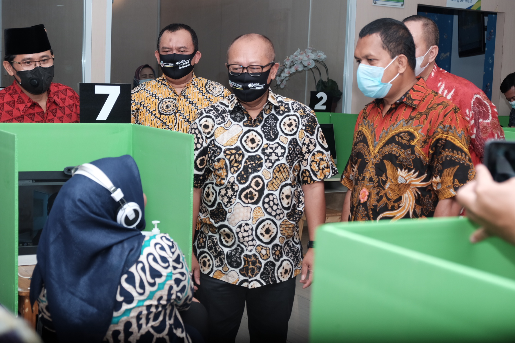 Kunjungan Dirut JAMSOSTEK Agus Susanto, anggota Komisi IX DPR RI, dan anggota Dewan Jaminan Sosial Nasional (DJSN).  