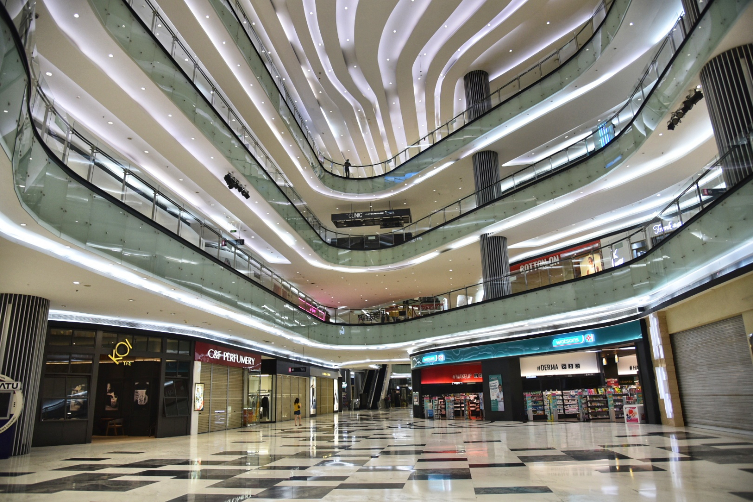 Pusat perbelanjaan di Jakarta bersiap menerapkan new normal