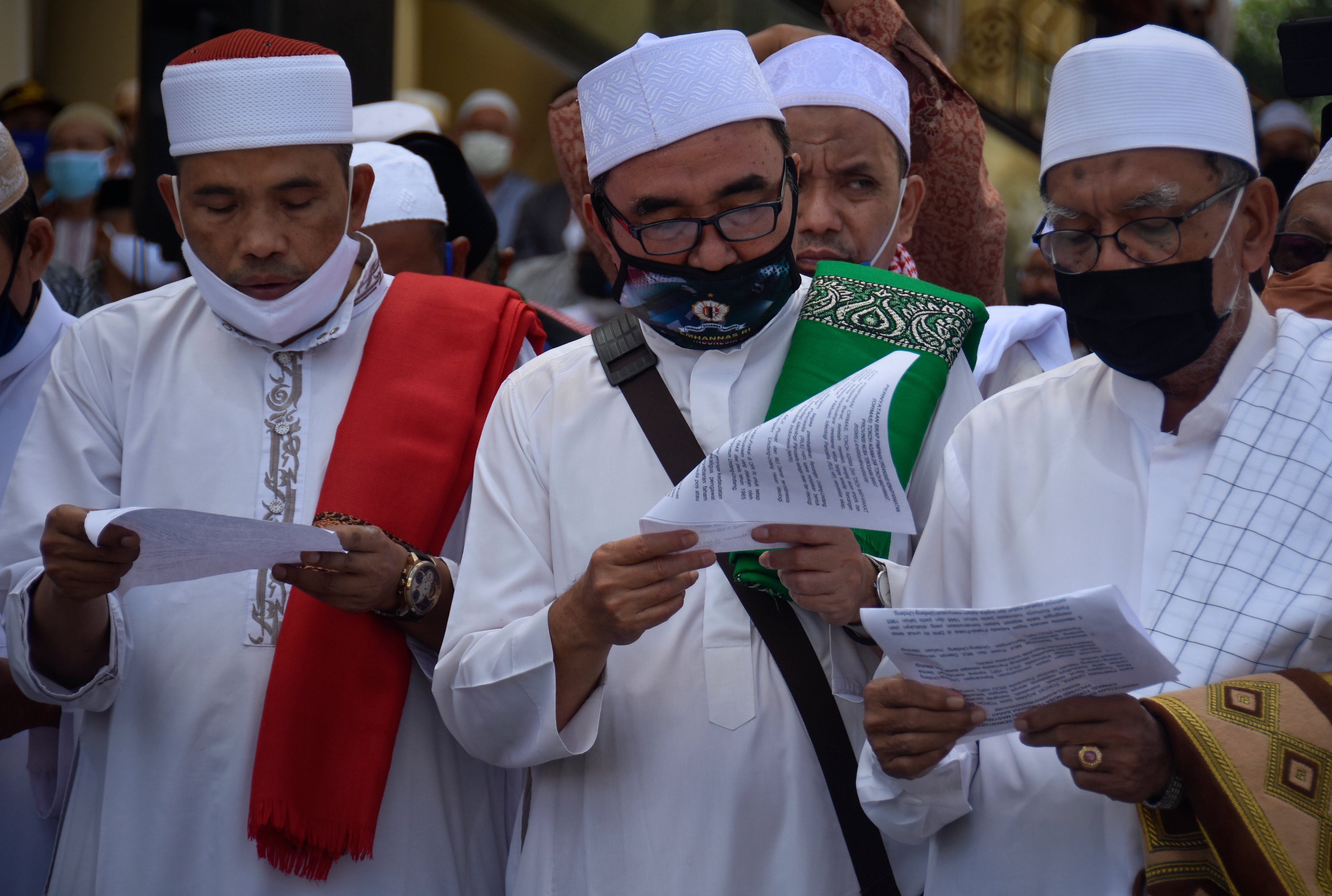 Sejumlah tokoh agama dan ormas di NTB di Mataram, NTB, Jumat (19/6), menyatakan menolak RUU Haluan Ideologi Pancasila (RUU HIP).