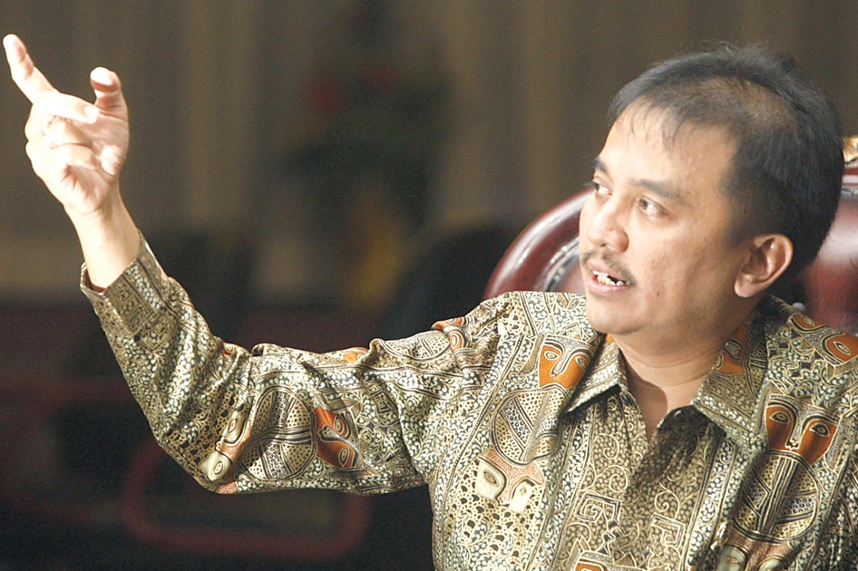Mantan Menpora Roy Suryo
