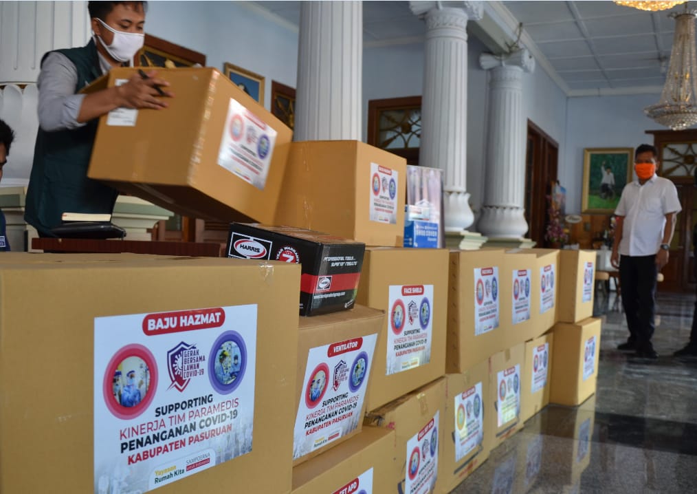 Bahu-membahu dalam upaya penanganan pandemi covid-19 memang terus diperlihatkan berbagai pihak dan patut diapresiasi.