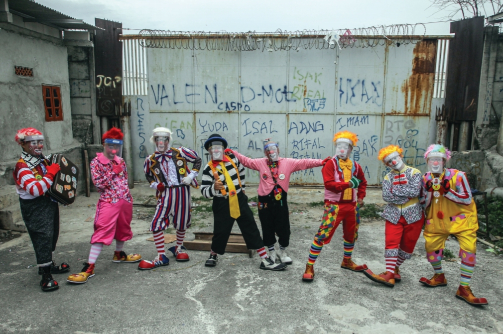 Seniman badut yang tergabung dalam komunitas Aku Badut Indonesia (ABI).