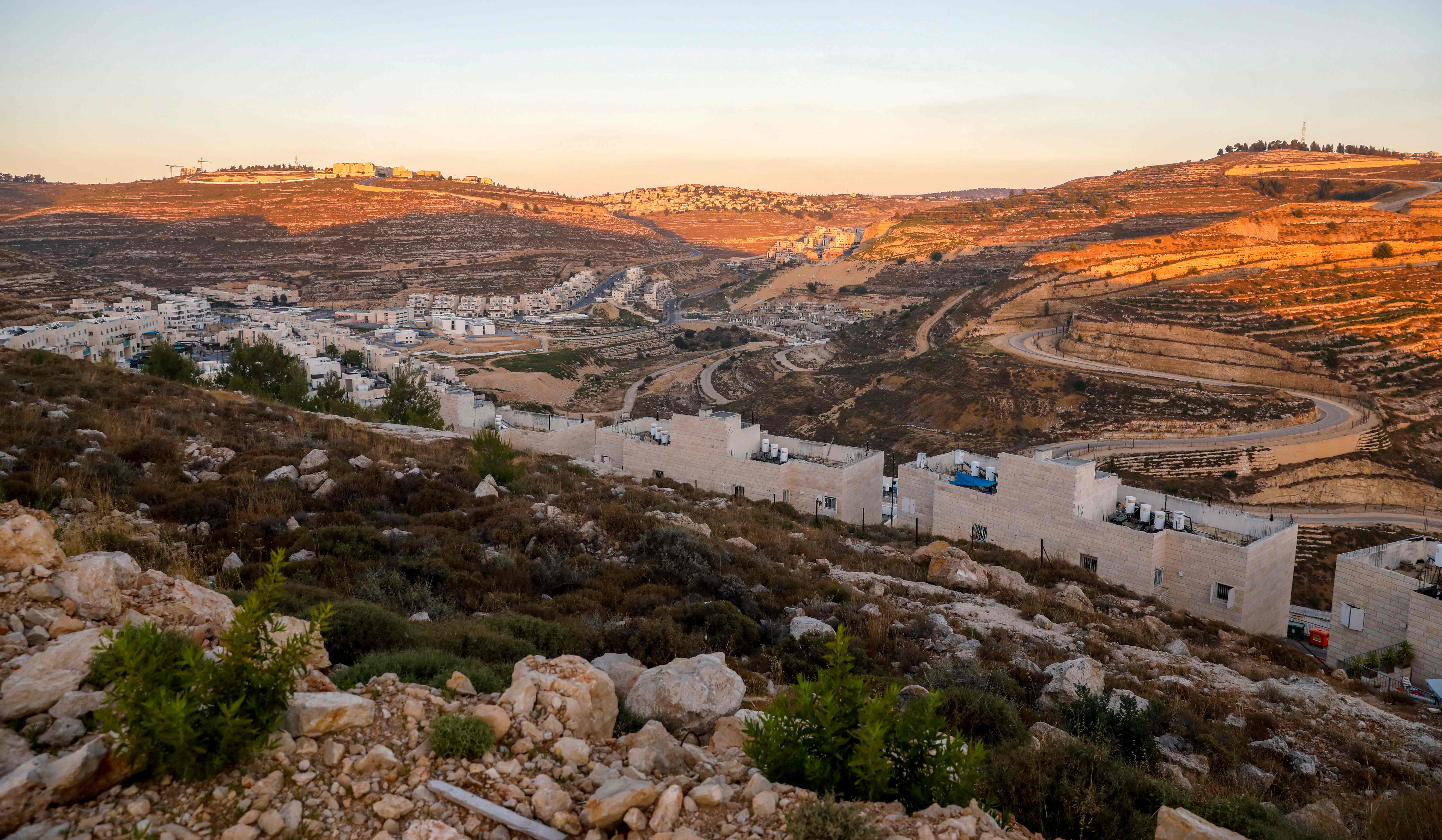 Pemandangan pemukiman Israel Givat Zeev, dekat Ramallah di Tepi Barat yang diduduki.