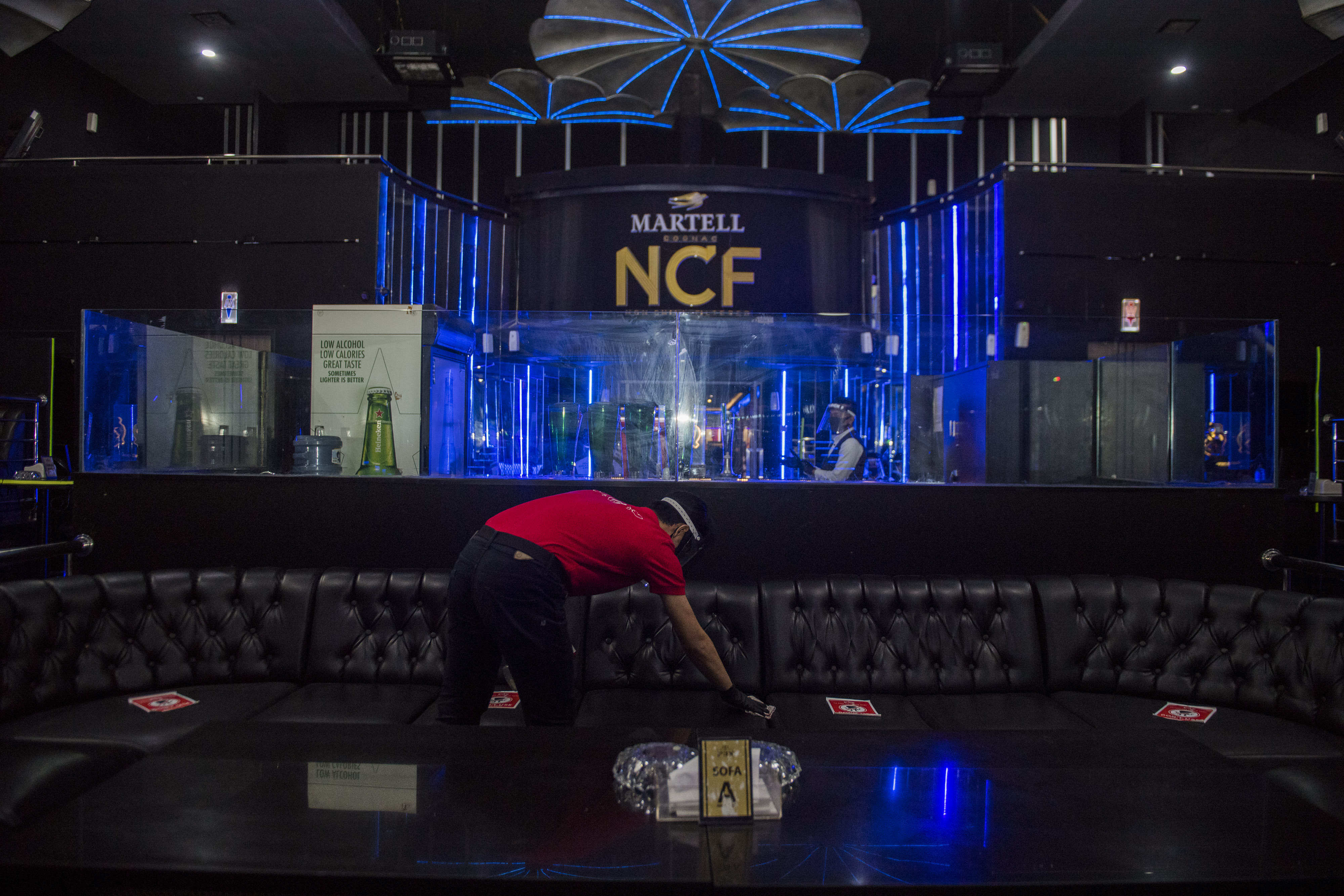 DKI Usul Pengunjung Tempat Hiburan Malam Kantongi Hasil Tes Rapid