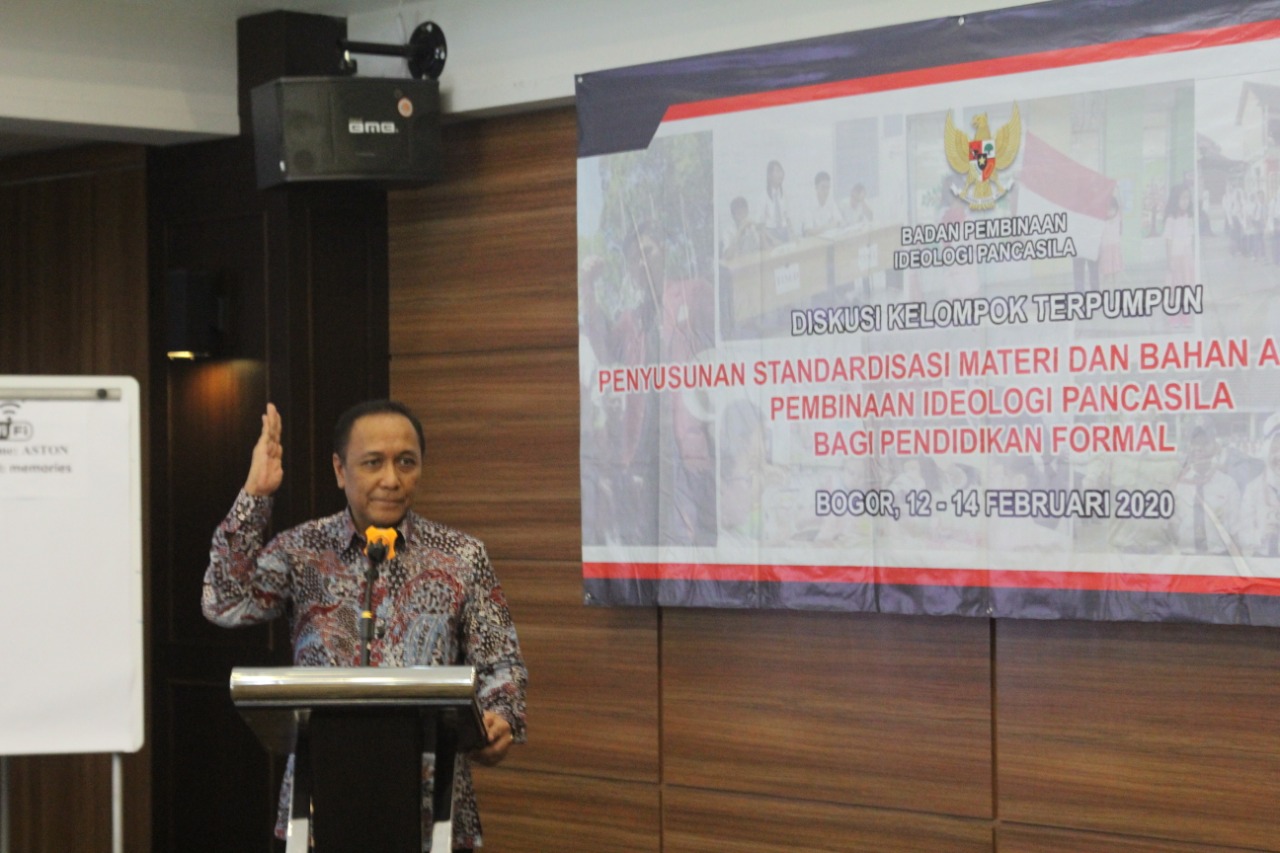 Deputi Bidang Pengkajian dan Materi Badan Pembinaan Ideologi Pancasila (BPIP) Prof Dr FX Adji Samekto, MHum.