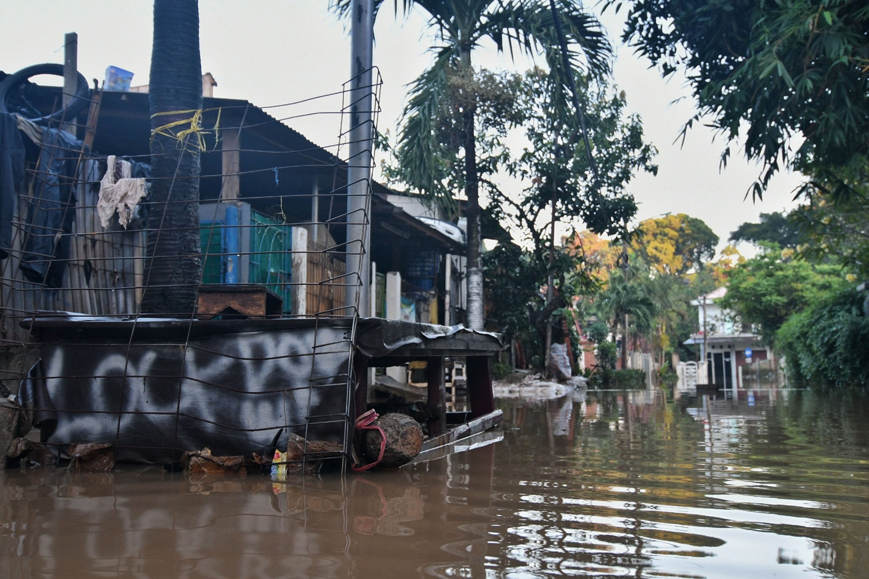 Banjir yang melanda kelurahan Cawang Jakarta Timur pada Mei 2020