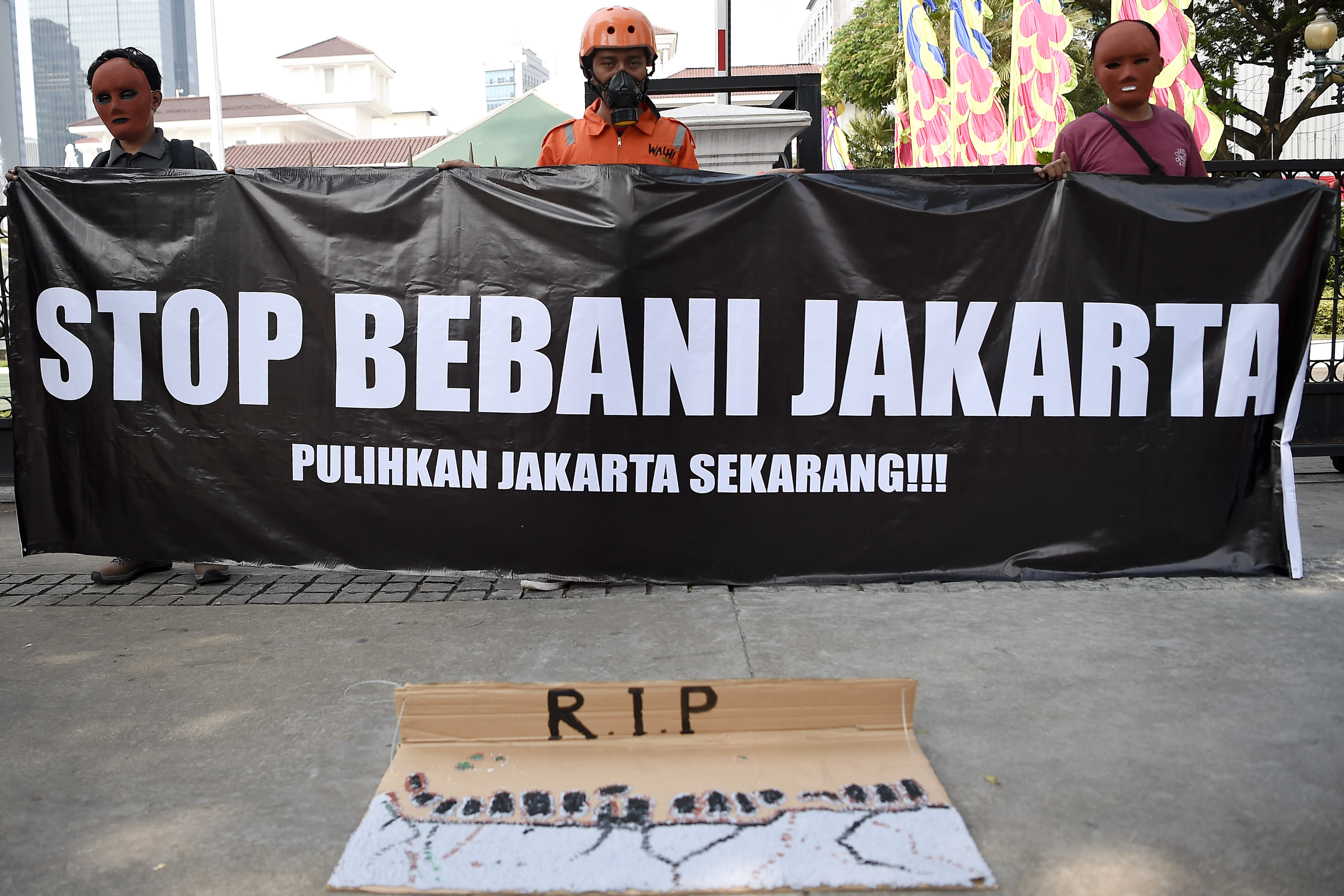 Demonstrasi tolak reklamasi