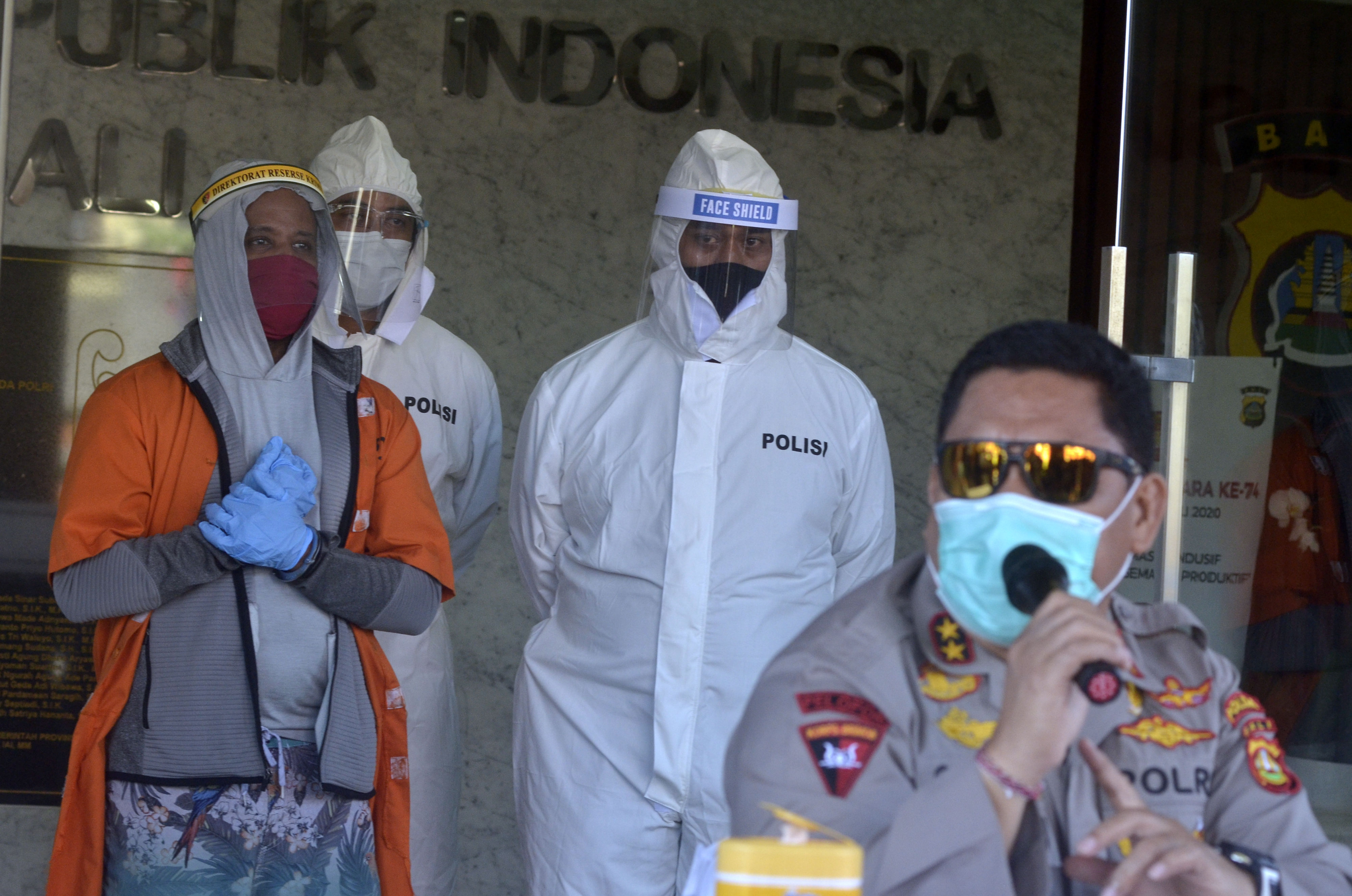 Polda Bali Tangkap Buronan Interpol di Badung