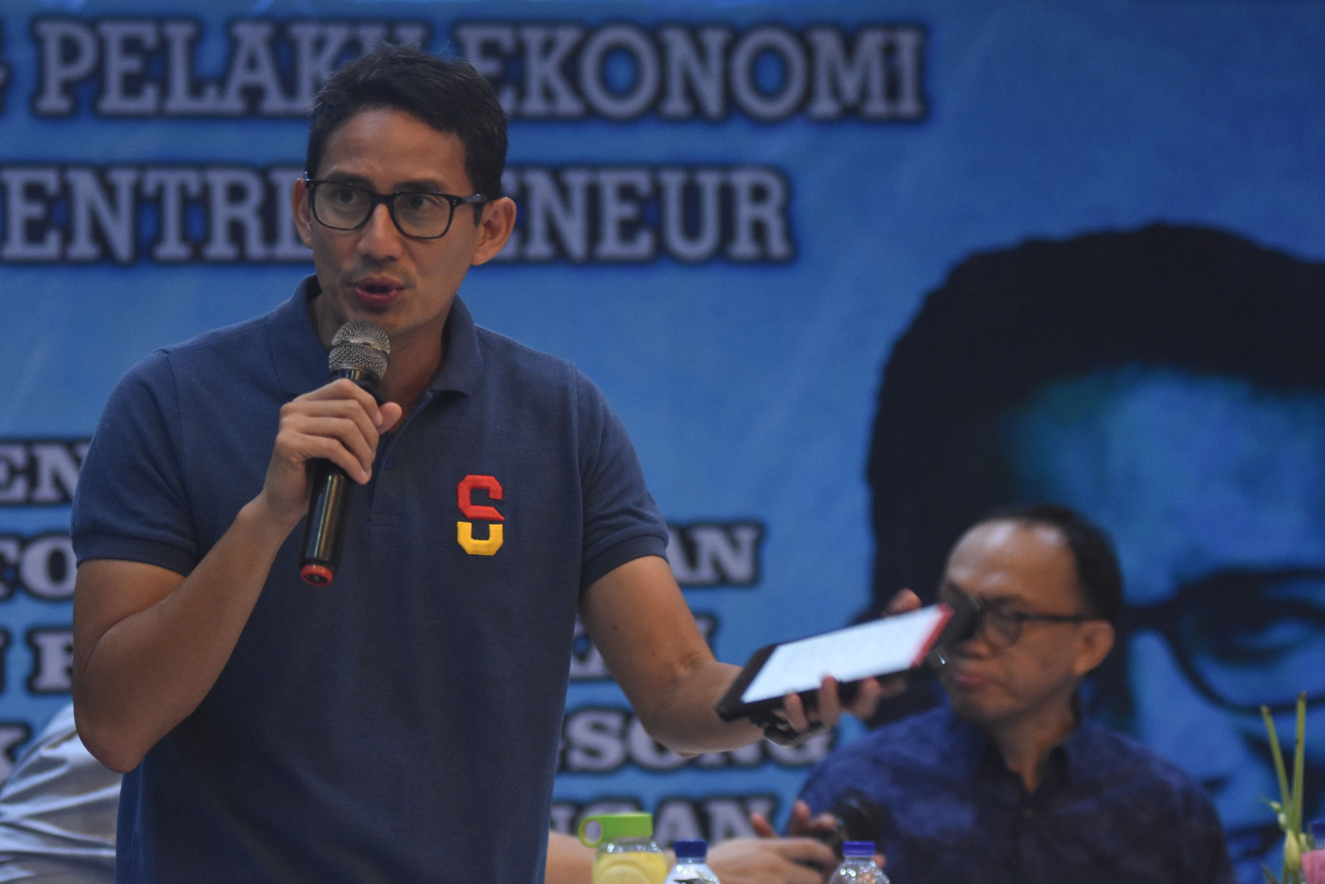 SANDIAGA UNO DENGAN PELAKU UMKM