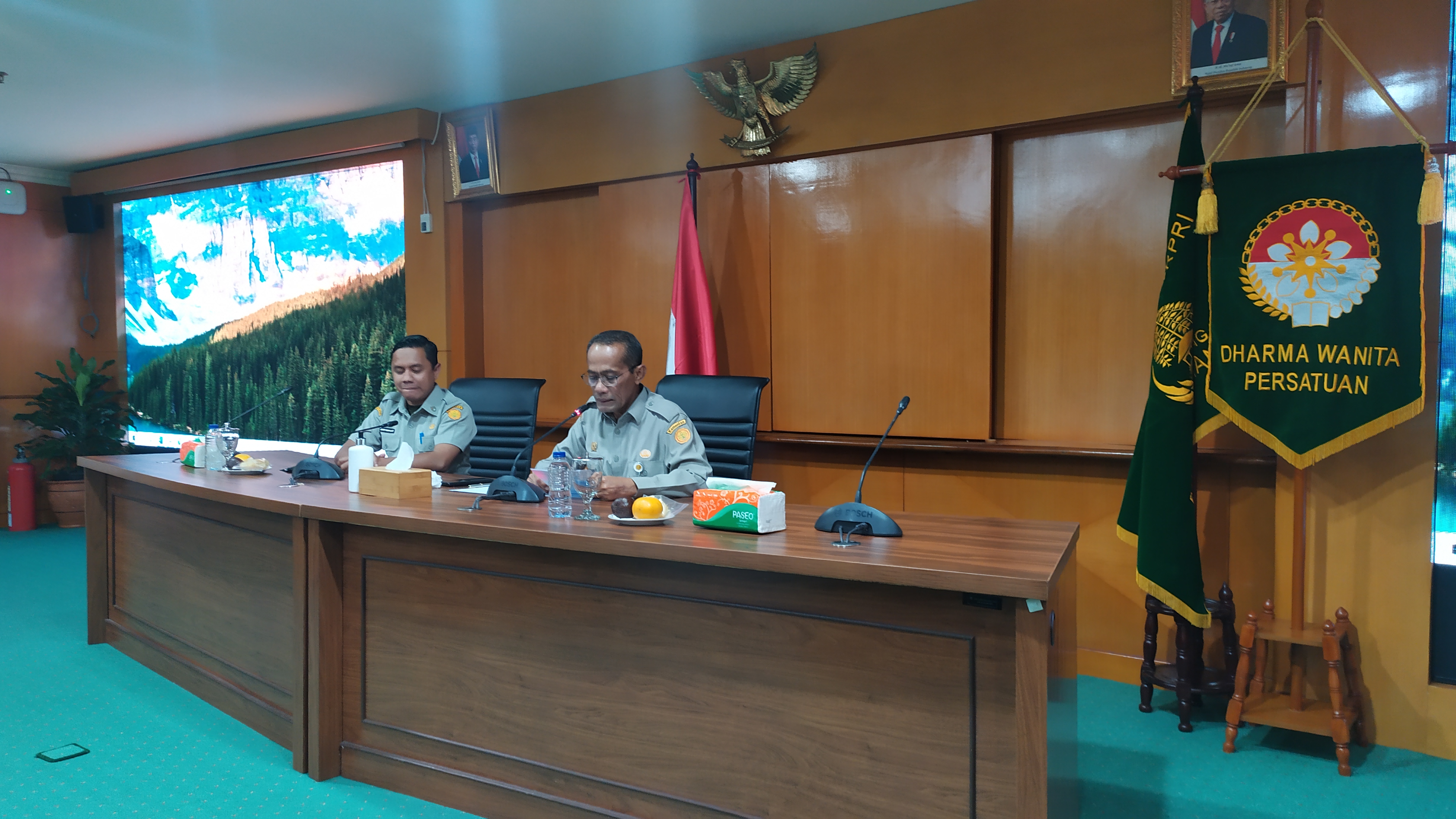 Kepala Ketahanan Pangan Kementerian Pertanian, Agung Hendriadi, mengimbau masyarakat untuk berhenti mengkonsumsi jamur enoki asal Korsel