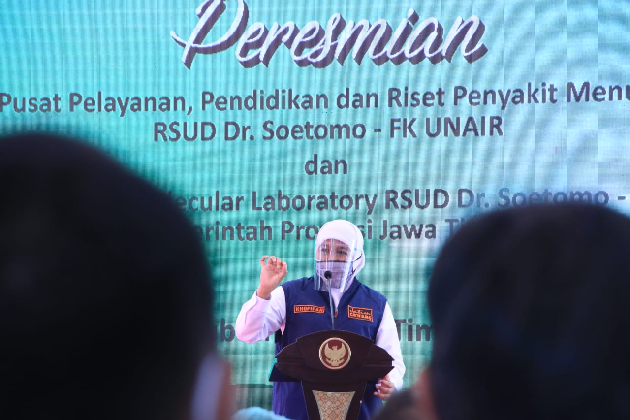 Gubernur Jatim Khofifah Indar Parawansa. 