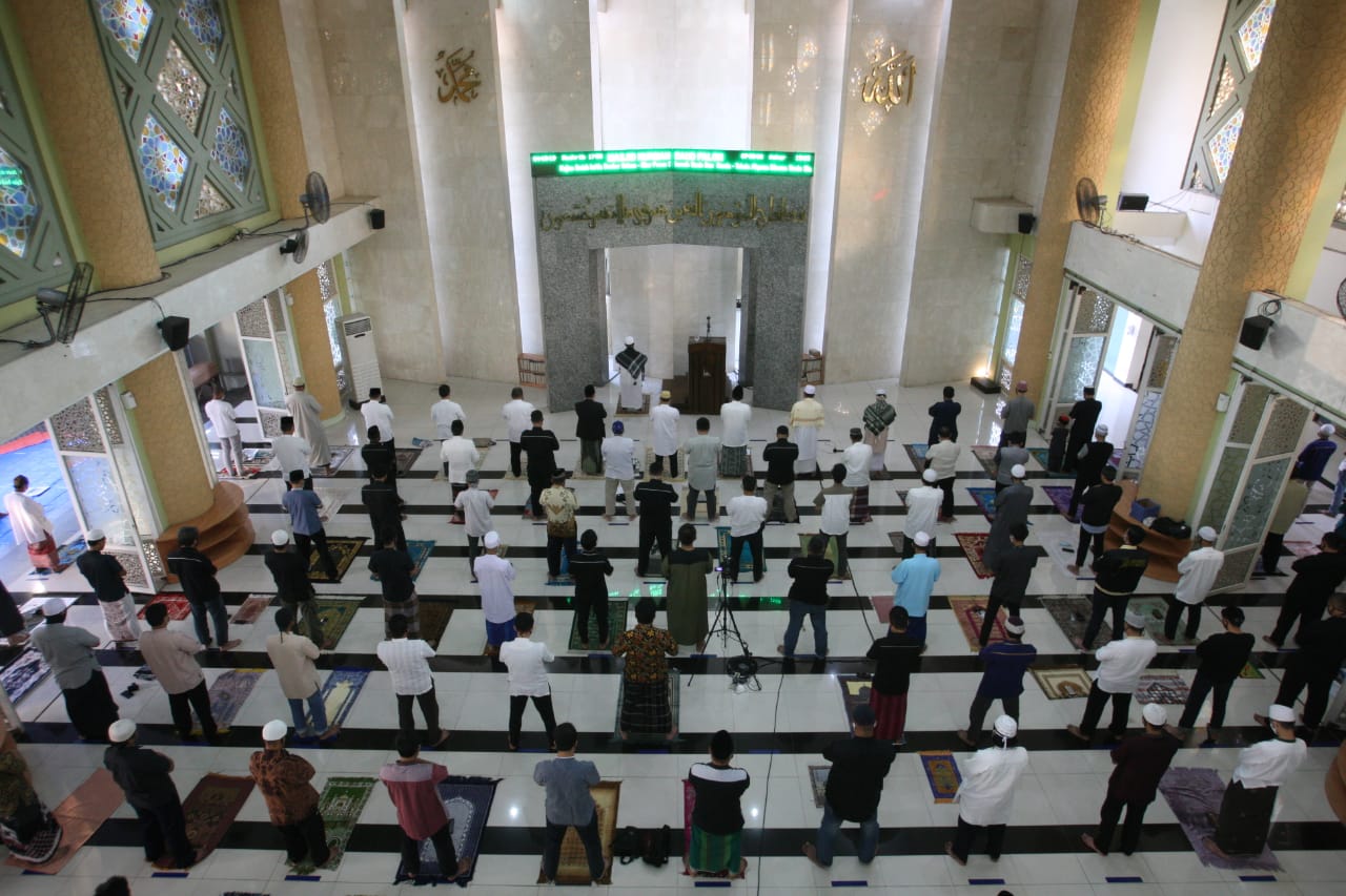 Salat Idul Adha di Masjid Nursiah Daud Paloh 